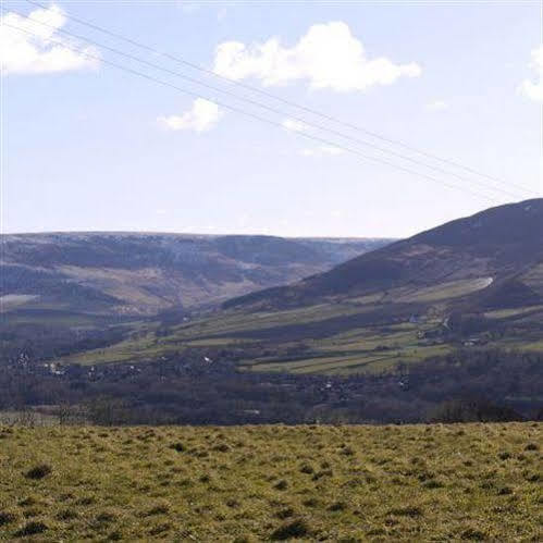 The White Hart At Lydgate Otel Oldham Dış mekan fotoğraf